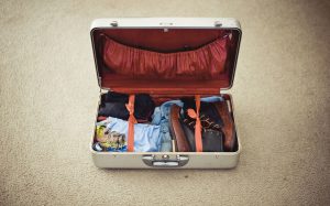 طريقة ترتيب حقيبة سفرك