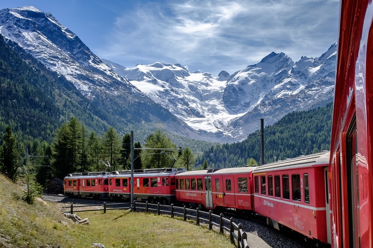 الأماكن السياحية في سويسرا