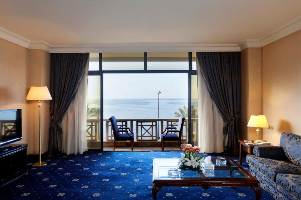 فنادق بيروت على البحر