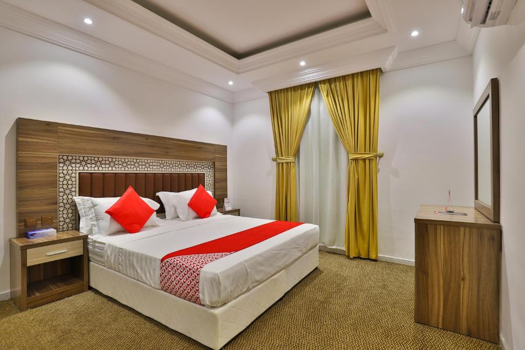 Hotel apartments close to Al Hamra Corniche