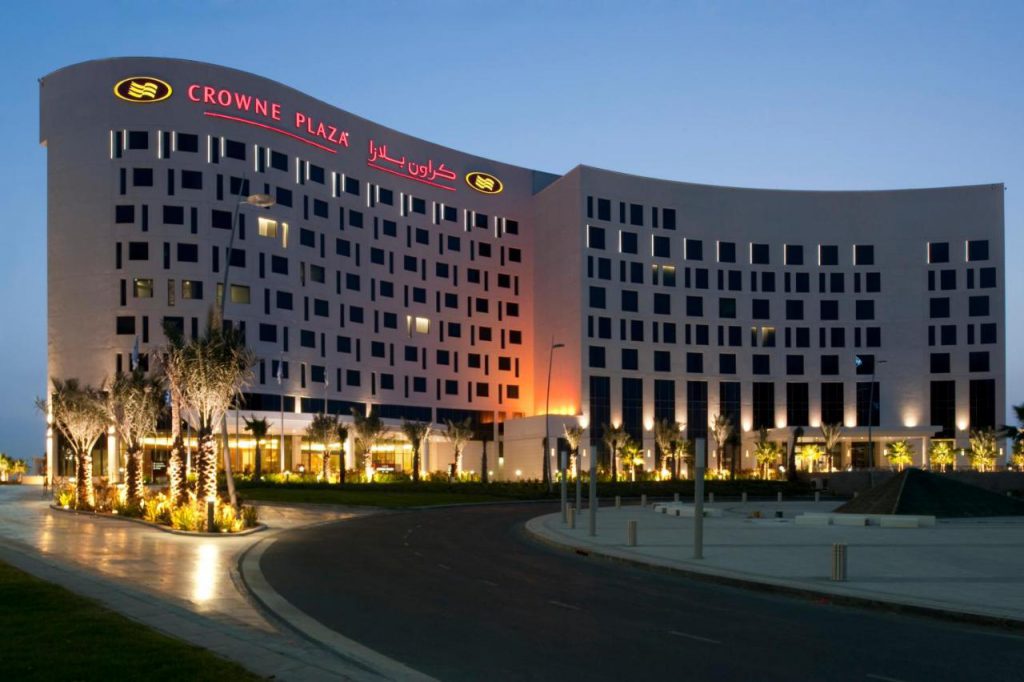 فنادق قريبة من مطار ابوظبي
