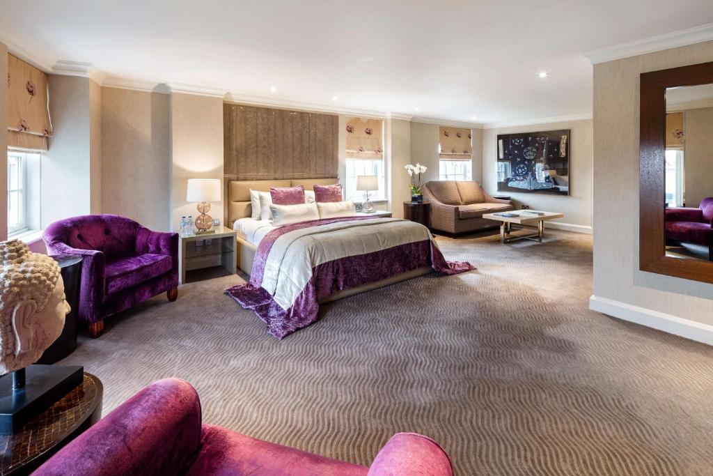 Hotels near Oxford Street for families