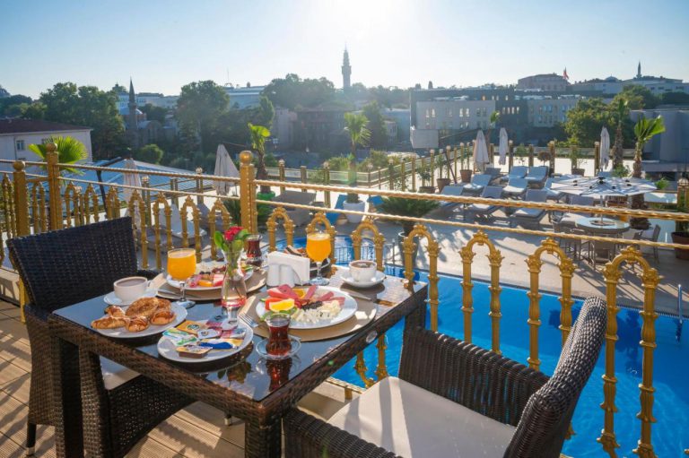 فنادق امينونو في اسطنبول