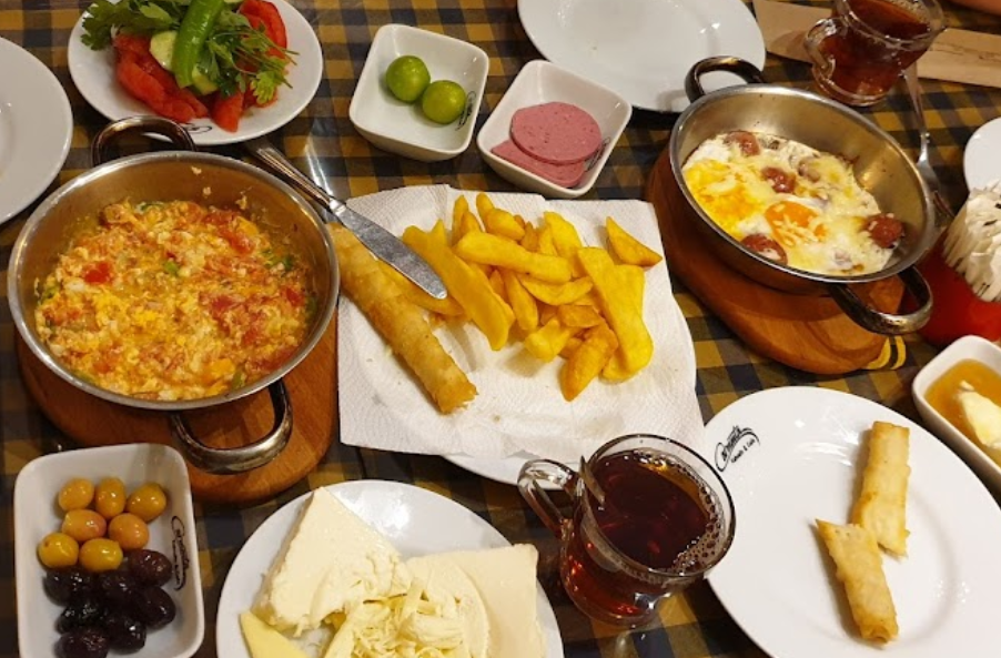 مطاعم فطور في اسطنبول- شارع الإفطار