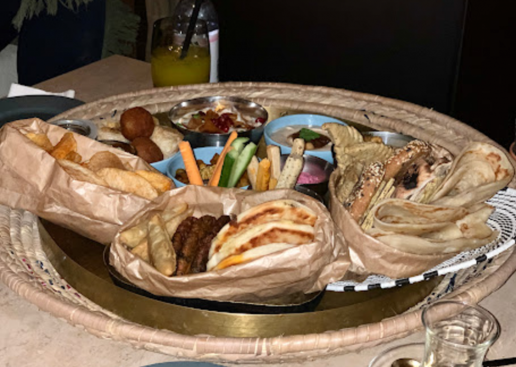 مطعم دار حمد - من أفضل مطاعم فطور في الكويت