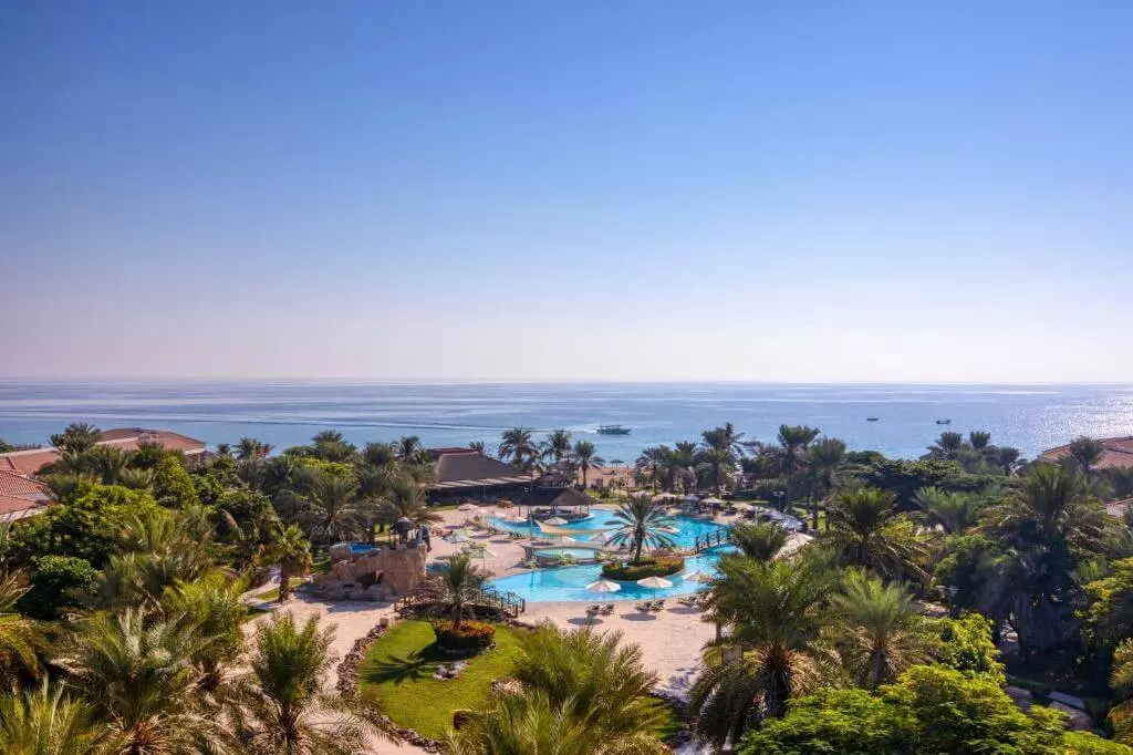 fujairah rotana resort spa al aqah beach
